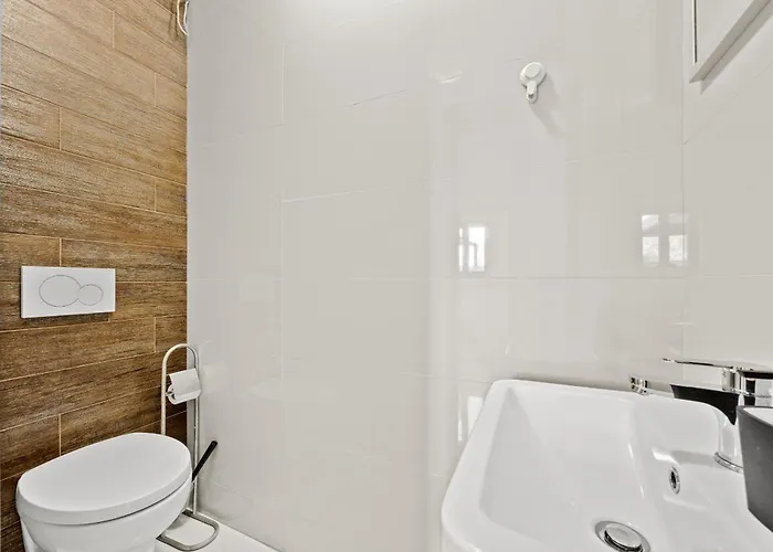 Palatium For 14 People In With Sauna & Jacuzzi Only 800 Meters From The Villa *